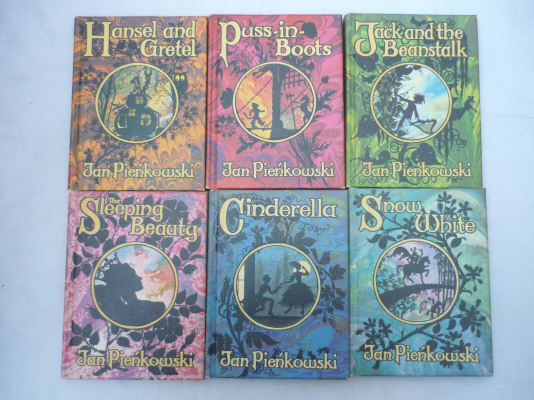 Six Fairy Tale Books Jan Pienkowski Hardback.png
