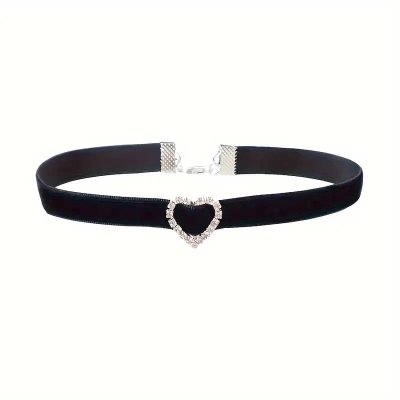 Temu Accessories 21 - Black Velvet Choker Necklace With Heart.jpg