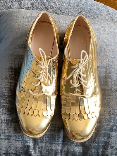 Vinted ASOS Shiny Gold Brogue Shoes.jpg