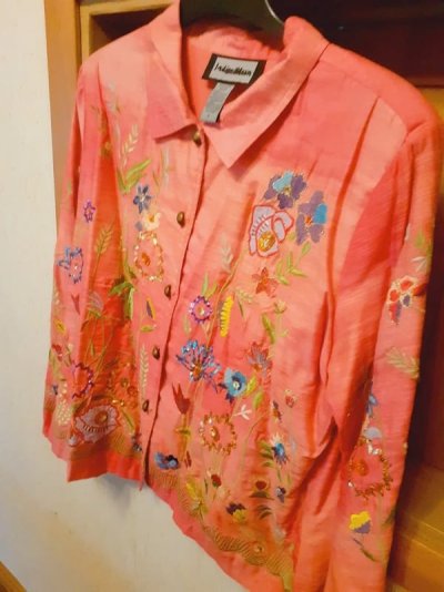 Vinted Indigo Moon Embroidered Jacket Pink.jpg