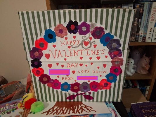 Valentine's Day Gift Box for Boyfriend Side 1.jpg