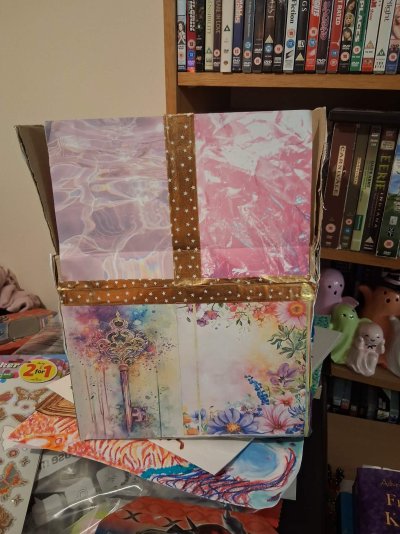 Valentine's Day Gift Box for Boyfriend Side 2.jpg