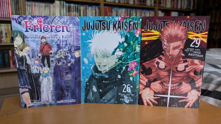 Manga Haul - Travelling Man April 2.jpg