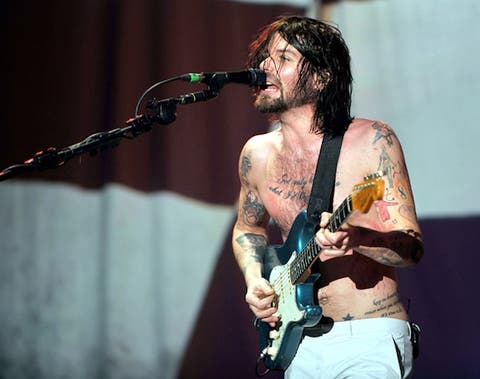 1227359_BiffyClyro04.jpg